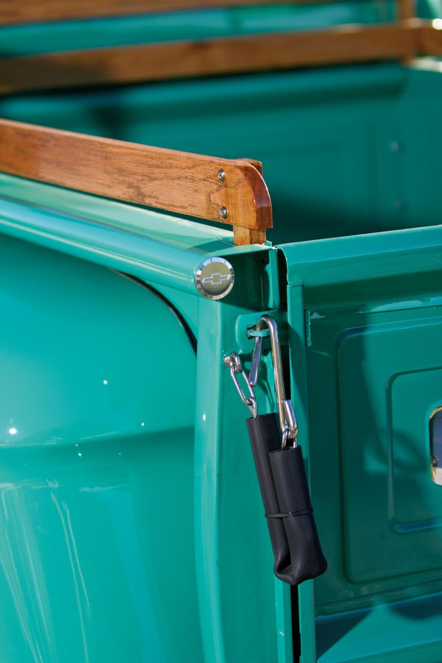 Chevrolet 3100 Half-Ton Pickup Truck 1957 года  (фото 11 из 21)